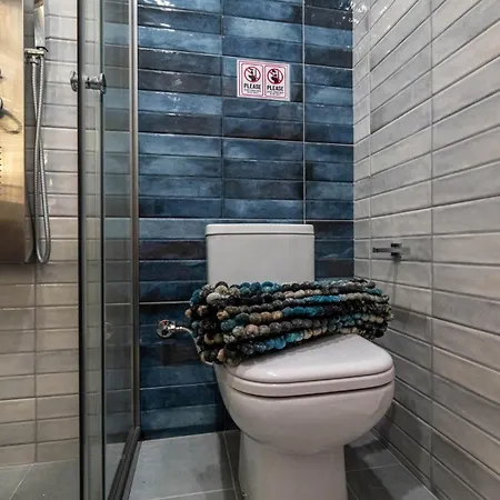 Zenon Homes 3nd Floor, Center * كالاماتا