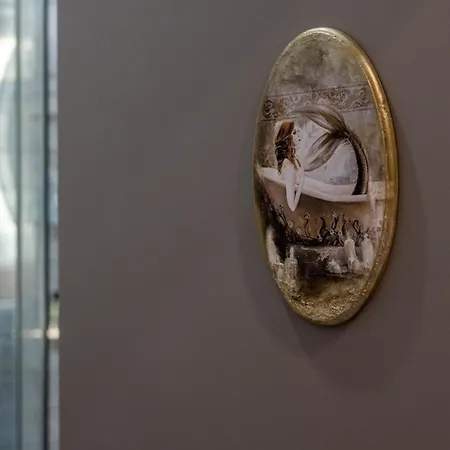 شقة Zenon Homes 3nd Floor, Center *