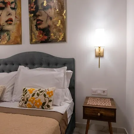 Zenon Homes 3nd Floor, Center شقة كالاماتا