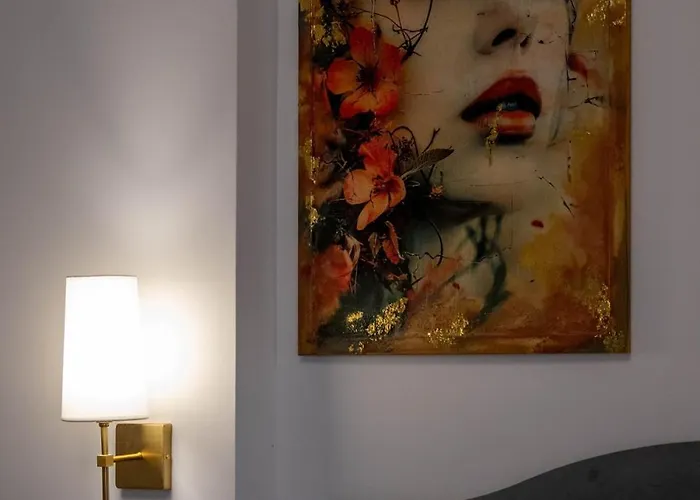 Zenon Homes 3nd Floor, Center *