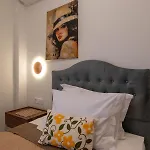 Zenon Homes 3nd Floor, Center