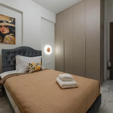 Appartement Zenon Homes 3nd Floor, Center