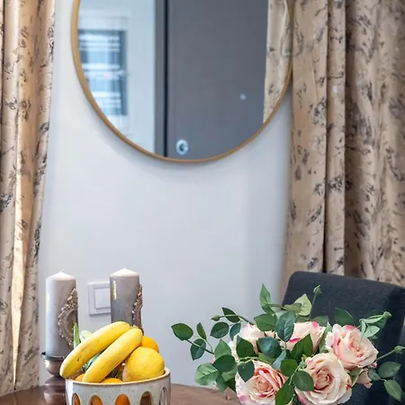 Zenon Homes 3nd Floor, Center Apartment Kalamata