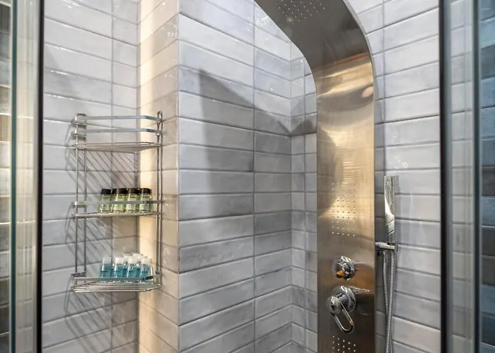 Apartamento Zenon Homes 3nd Floor, Center