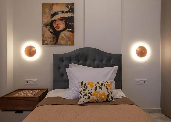 Zenon Homes 3nd Floor, Center Kalamata